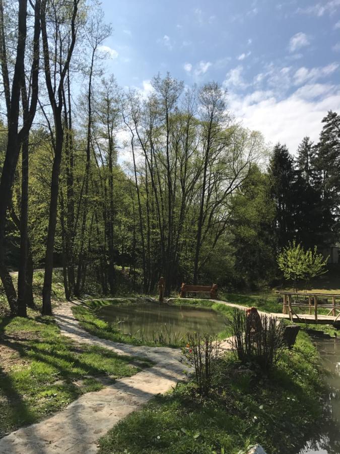 Kamenacka Myslivna Otel Moravany  Dış mekan fotoğraf
