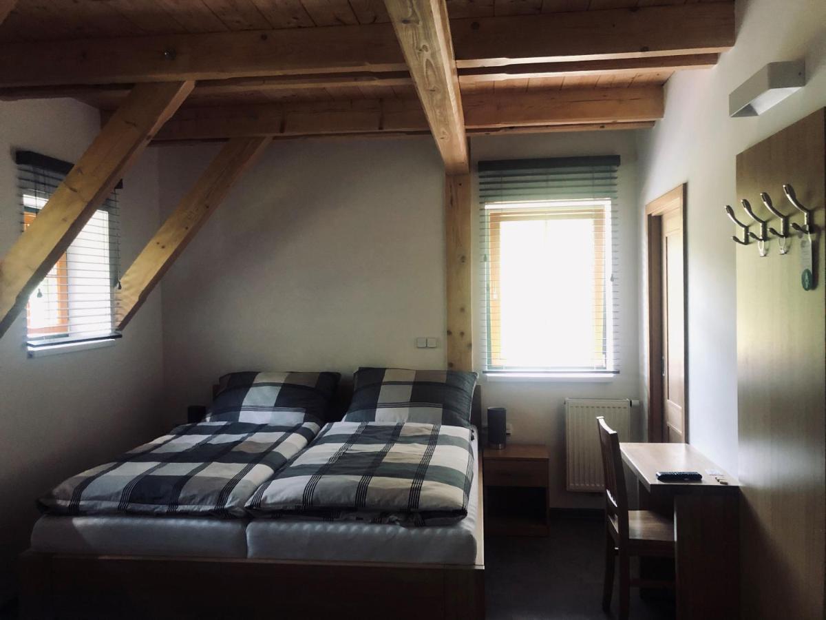 Kamenacka Myslivna Otel Moravany  Dış mekan fotoğraf
