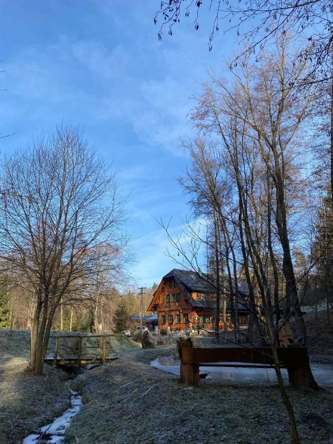Kamenacka Myslivna Otel Moravany  Dış mekan fotoğraf